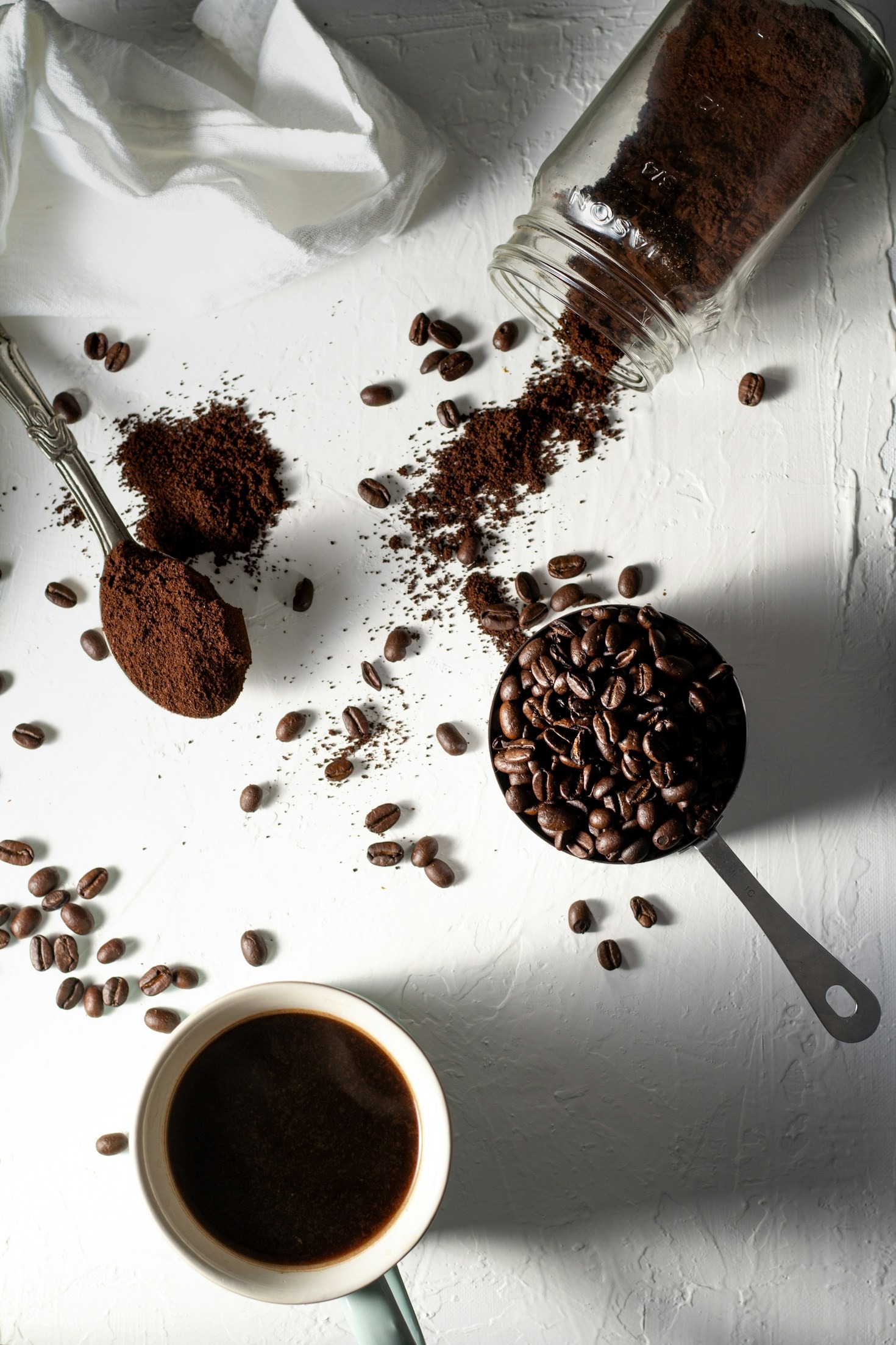 How Caminando Cafe Supports Emerging Brands